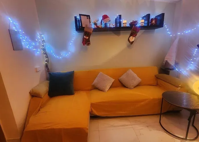 Safari House With Fireplace